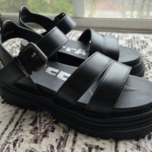 Buffalo Vegan Black Strappy Platform Sandals